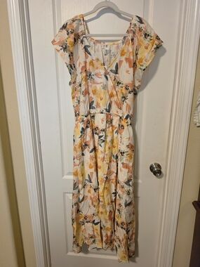 Maurices Floral Tiered V-Neck Maxi Dress in Peach, Orange & Yellow